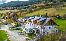 Hotel I Apartamenty Pod Snieznikiem